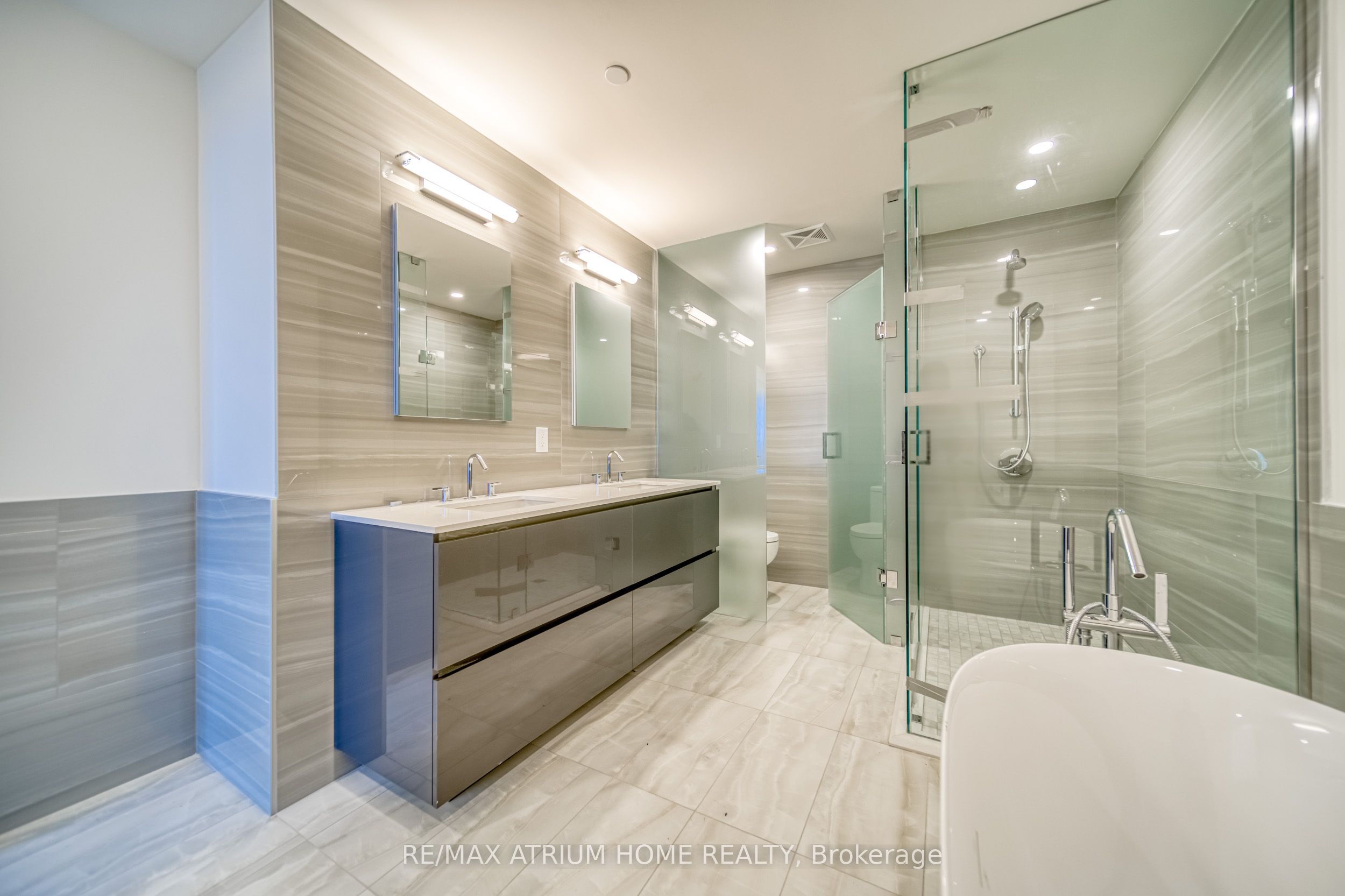 #5302 - 28 Freeland Street Property Photo 27