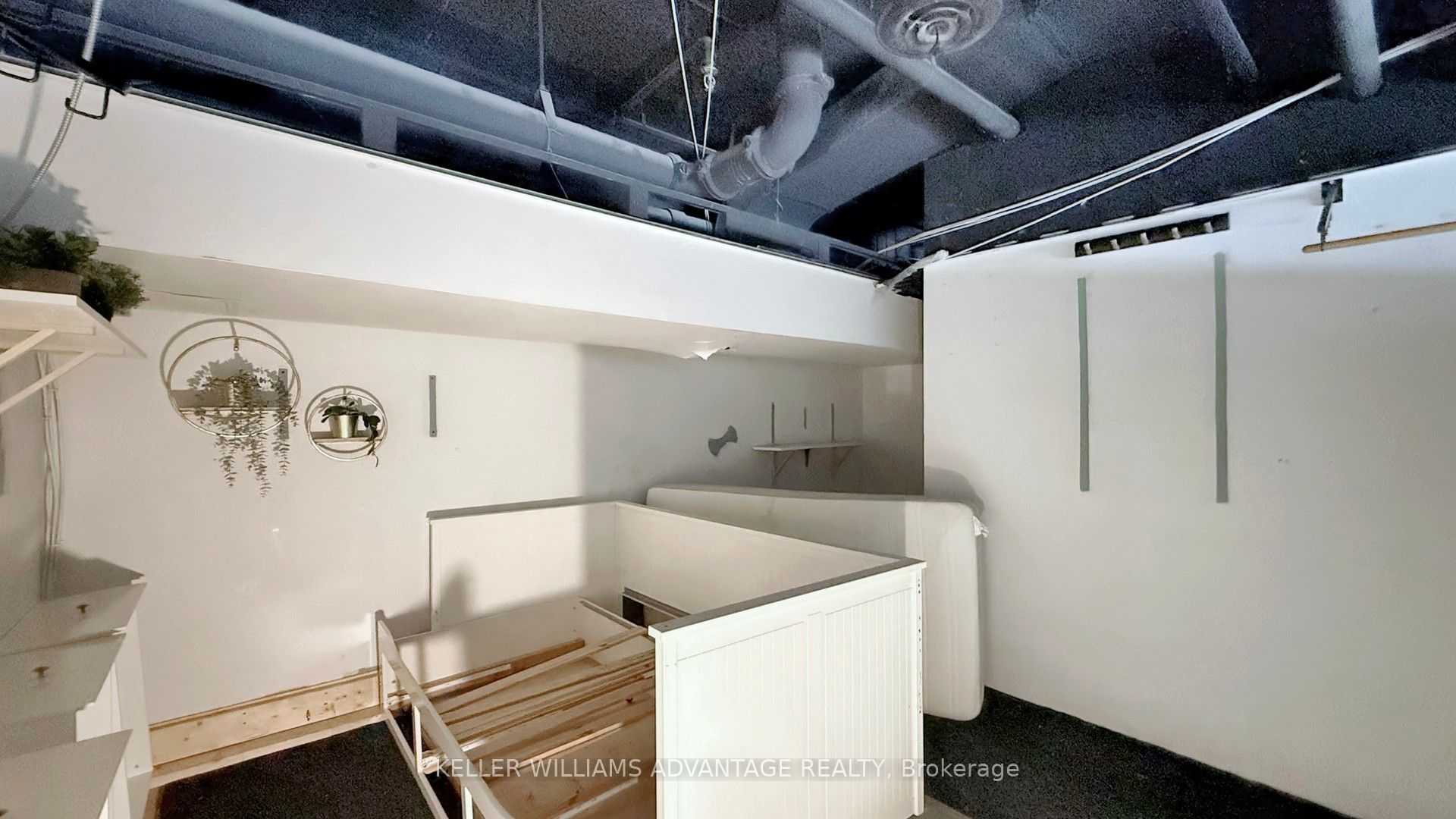 188 Spadina Avenue 15-17 Property Photo 35