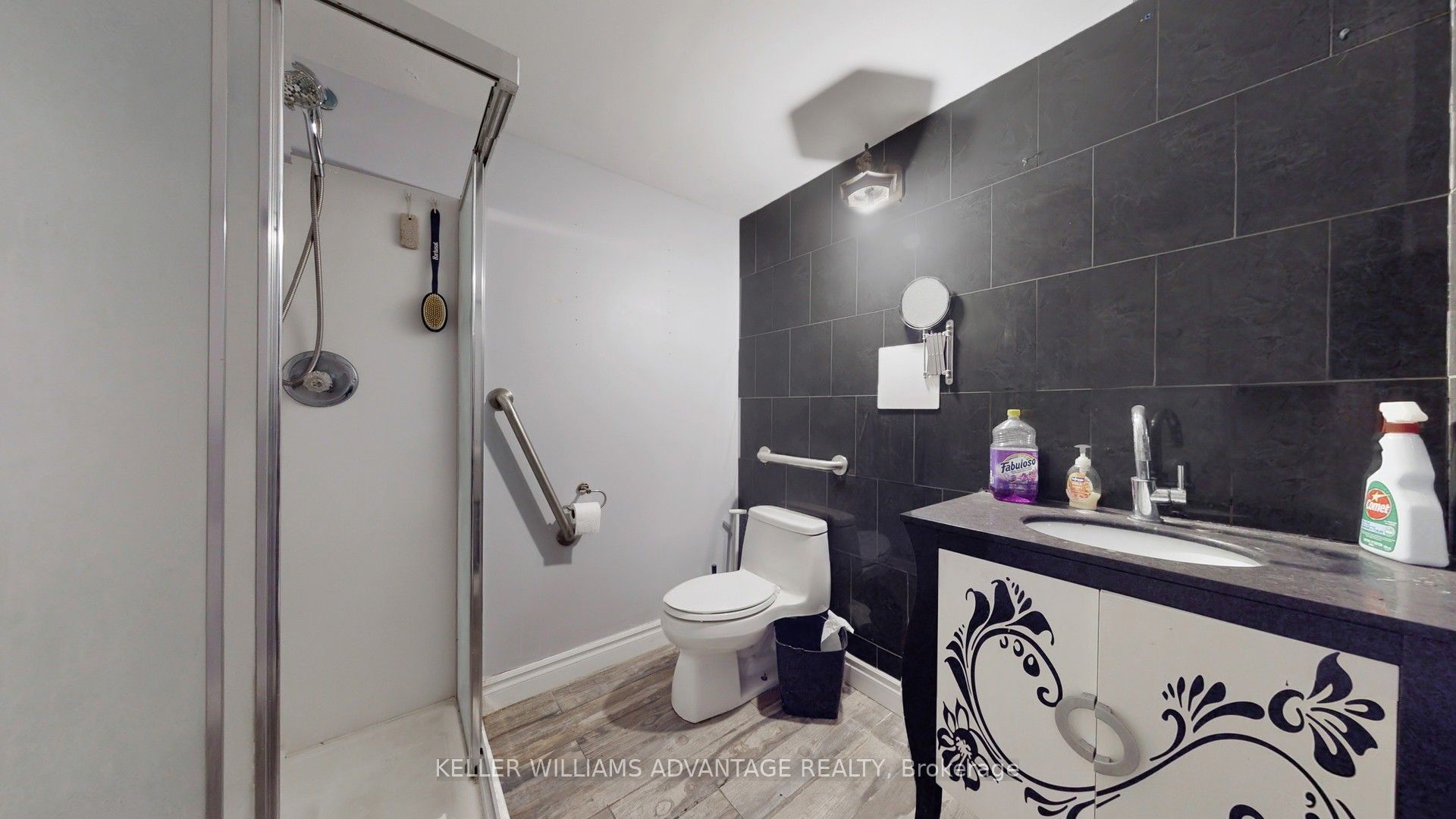 188 Spadina Avenue 15-17 Property Photo 36