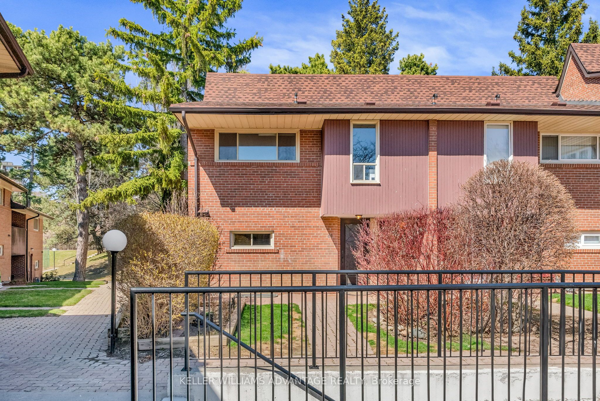 #67 - 6 Esterbrooke Avenue Property Photo 1