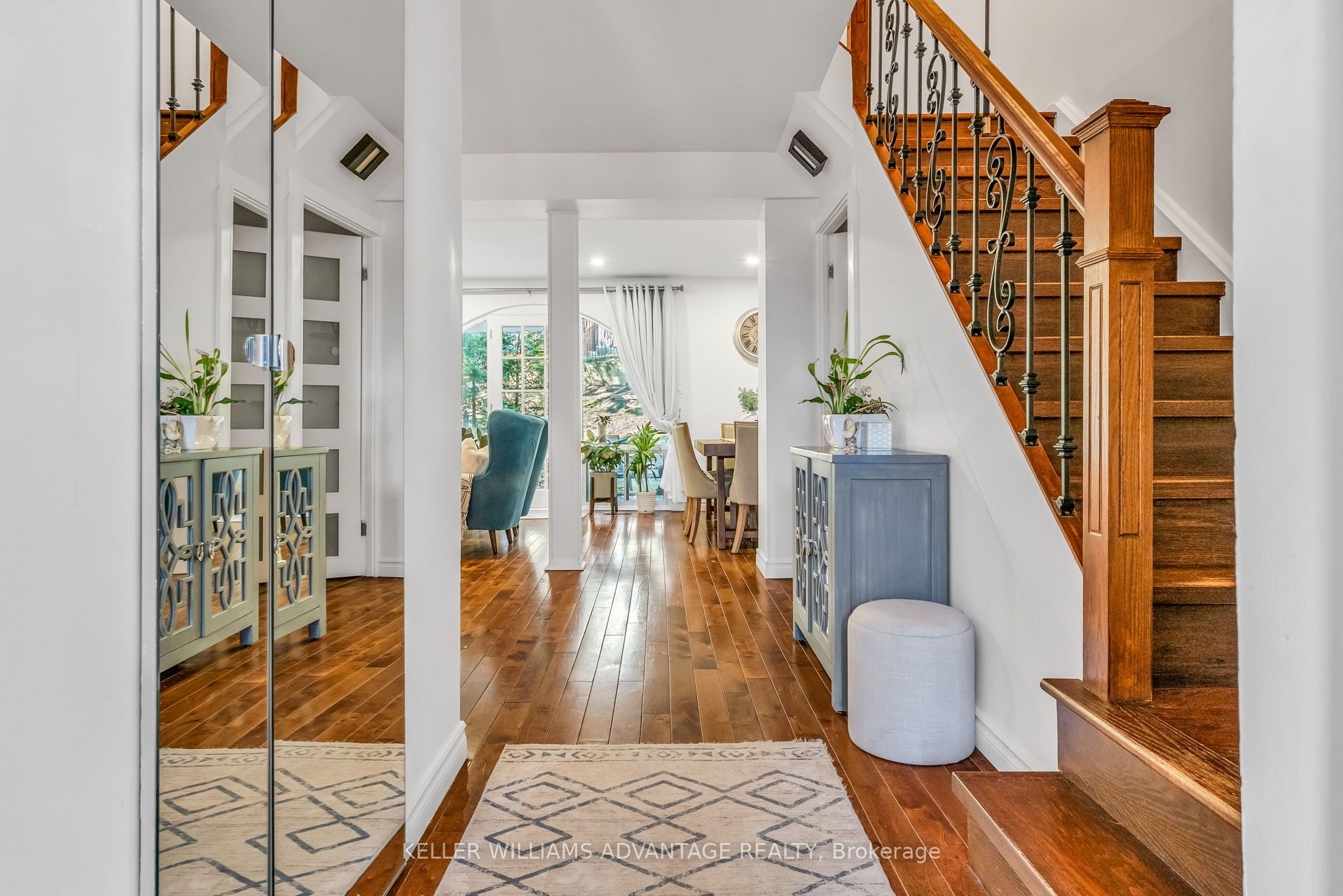 #67 - 6 Esterbrooke Avenue Property Photo 6