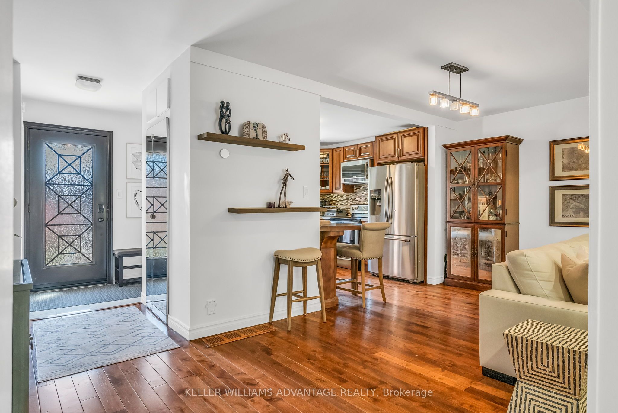 #67 - 6 Esterbrooke Avenue Property Photo 8