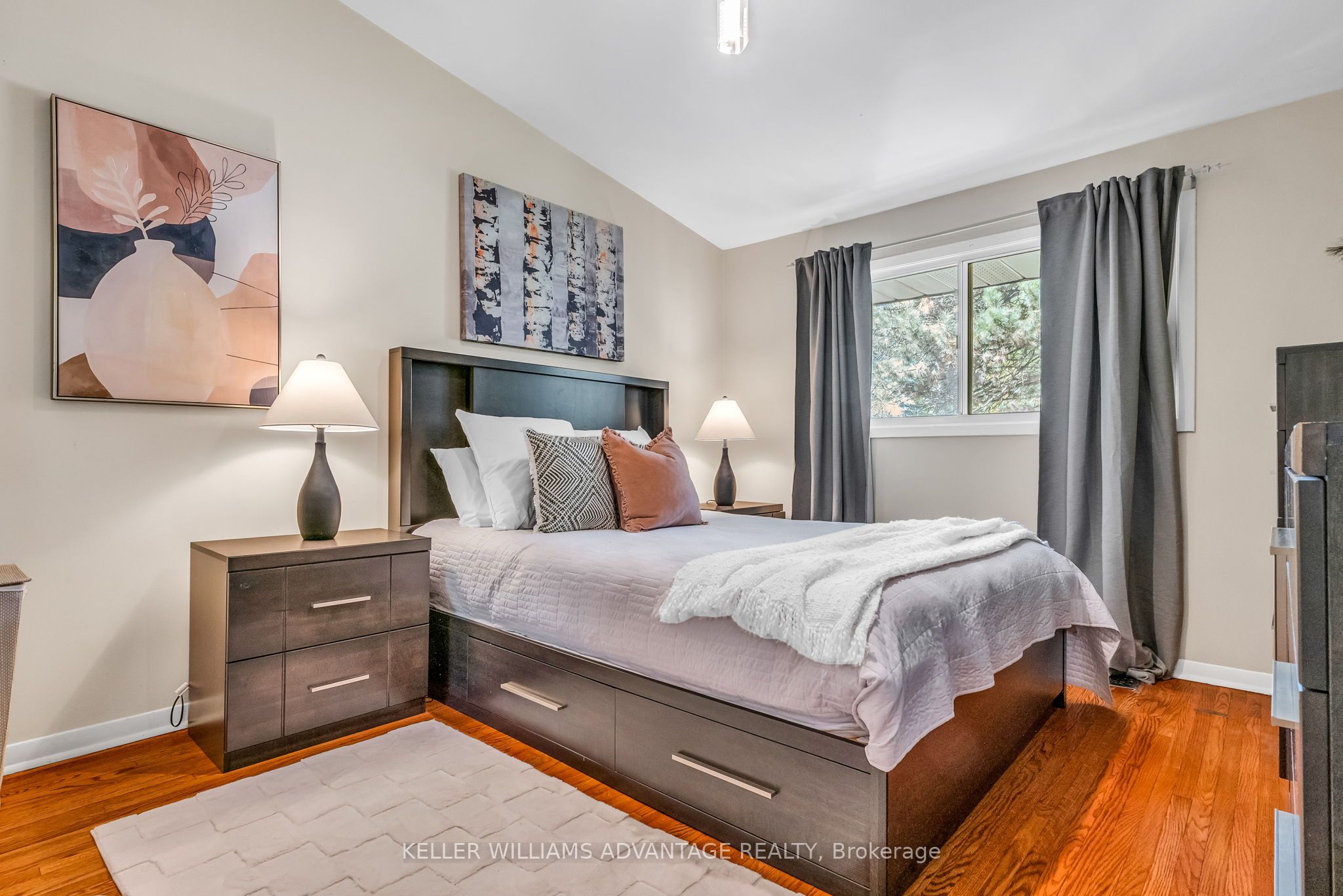 #67 - 6 Esterbrooke Avenue Property Photo 17