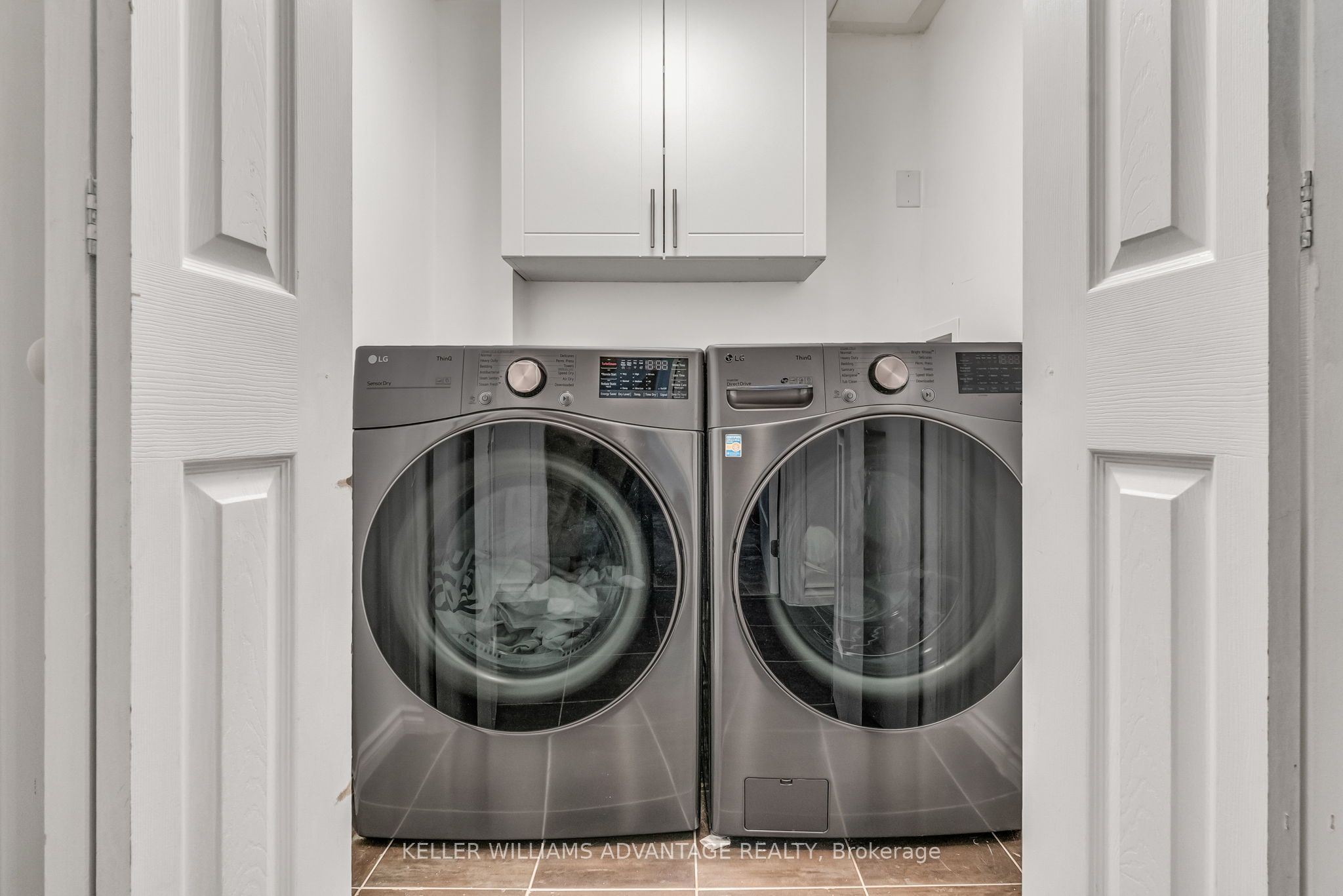 #67 - 6 Esterbrooke Avenue Property Photo 33
