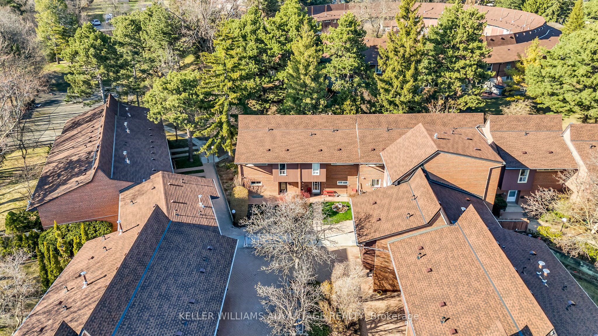 #67 - 6 Esterbrooke Avenue Property Photo 40