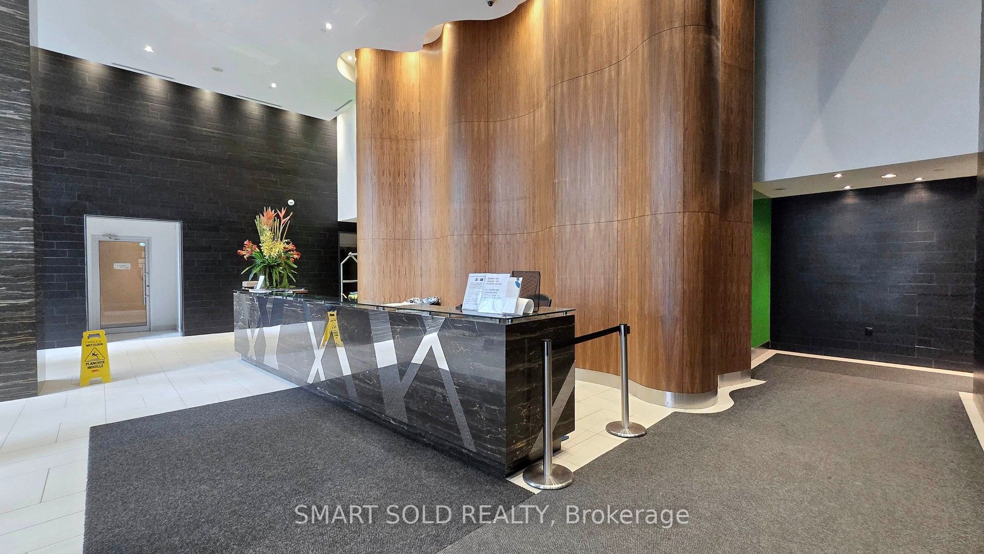 #736 - 151 Dan Leckie Way Property Photo 2