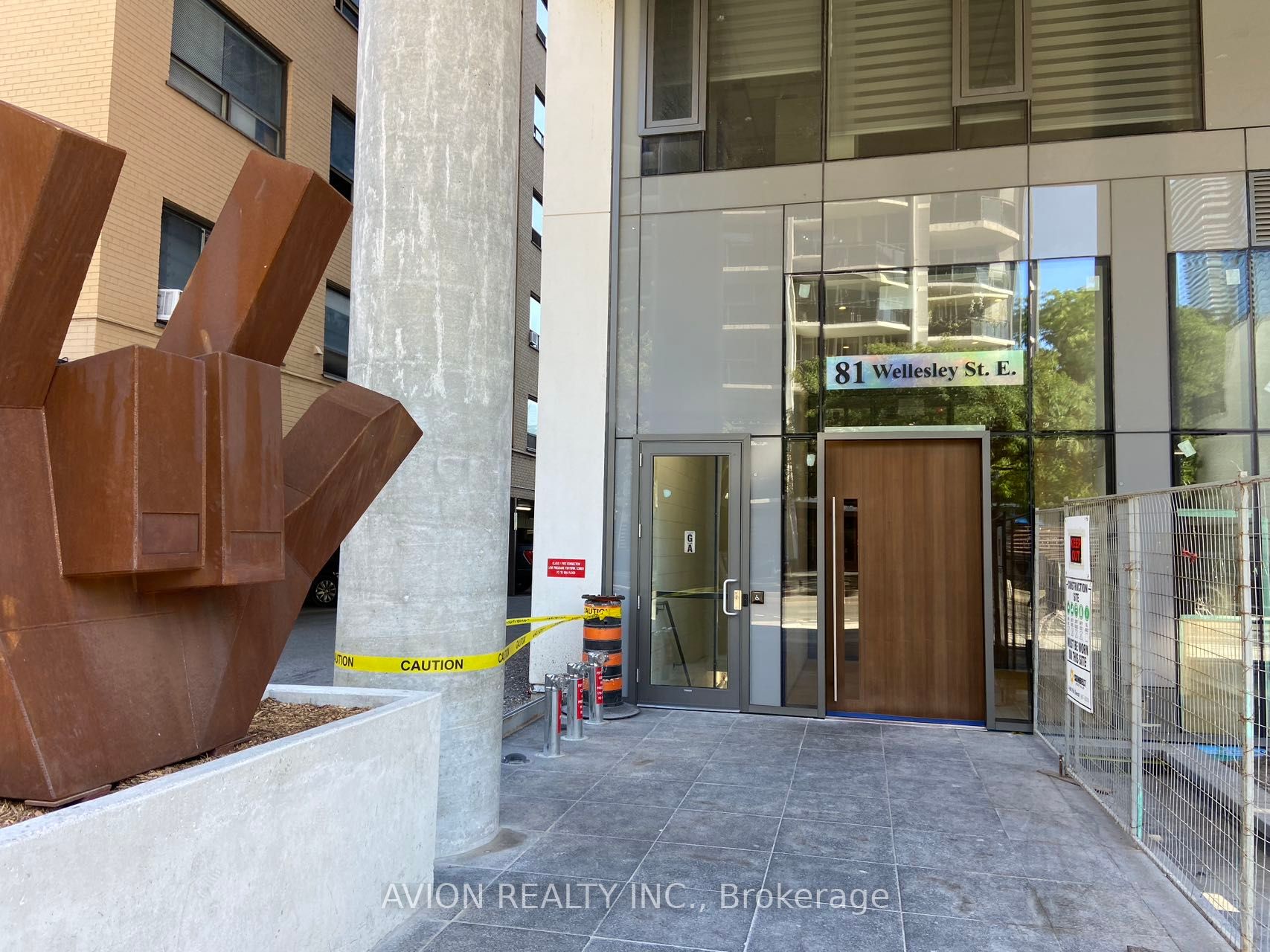 #1205 - 81 Wellesley Street Property Photo 10