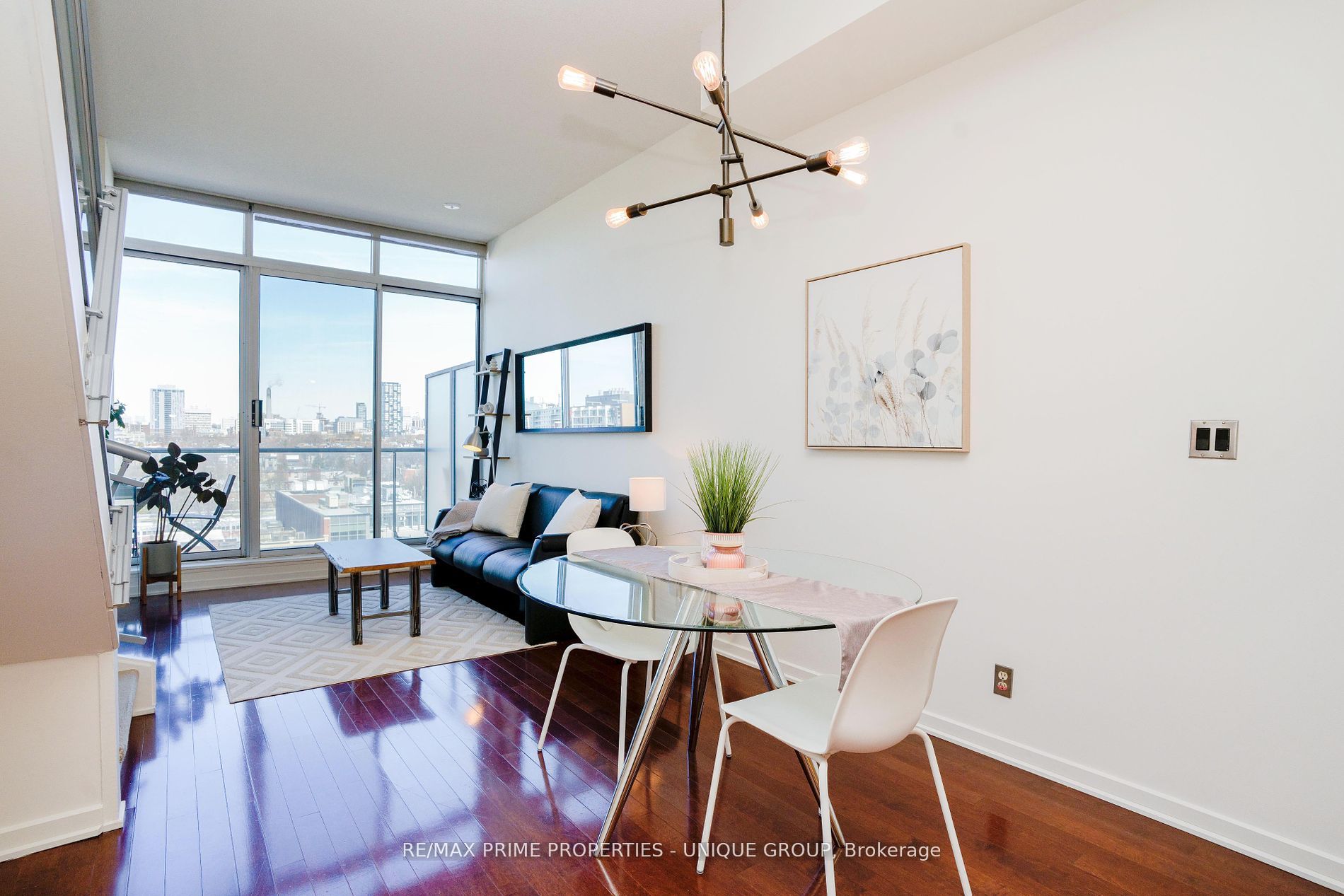 #923 - 388 Richmond Street Property Photo 14