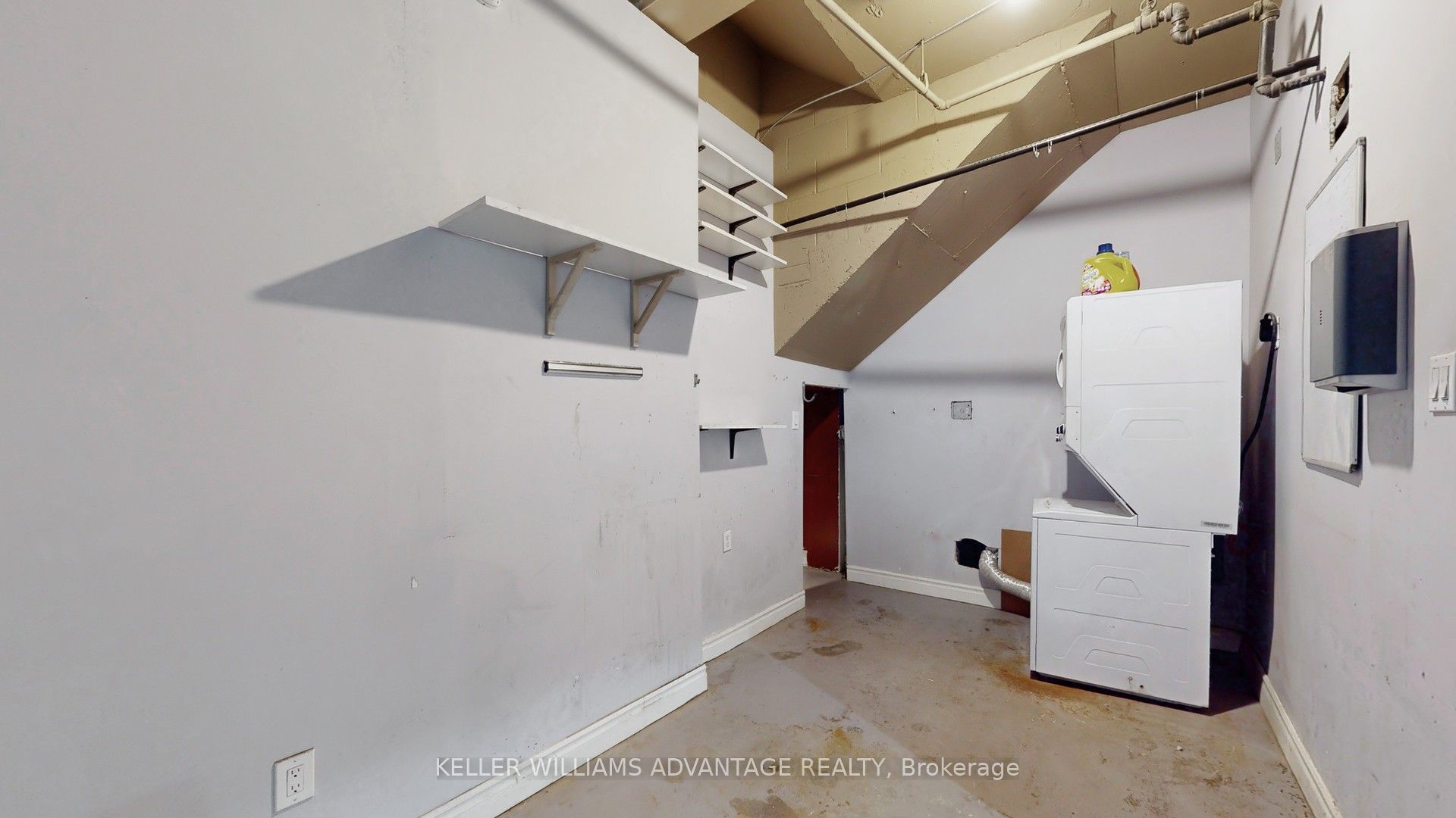 188 Spadina Avenue 15-17 Property Photo 19