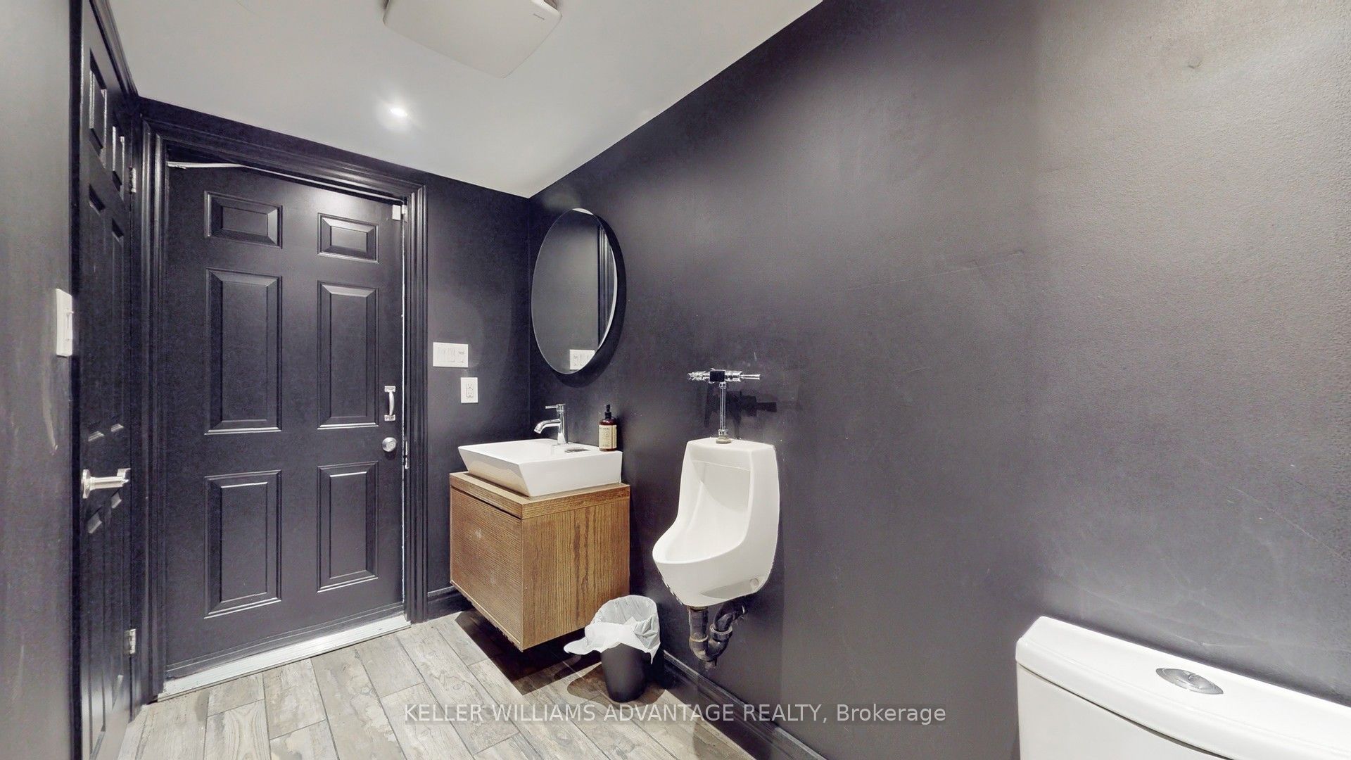 188 Spadina Avenue 15-17 Property Photo 37