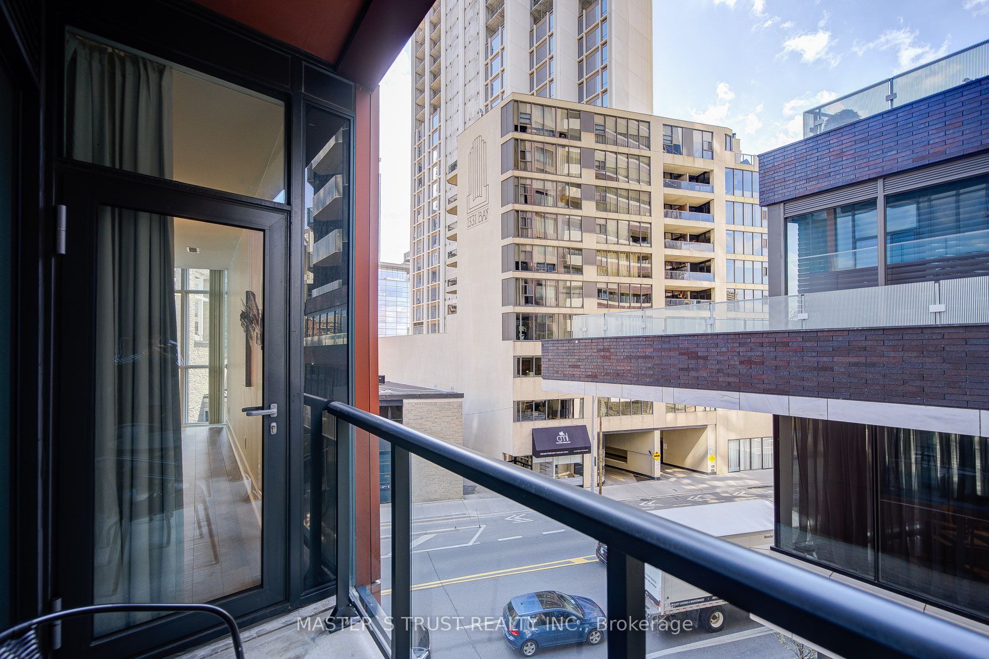 #416 - 32 Davenport Road Property Photo 35