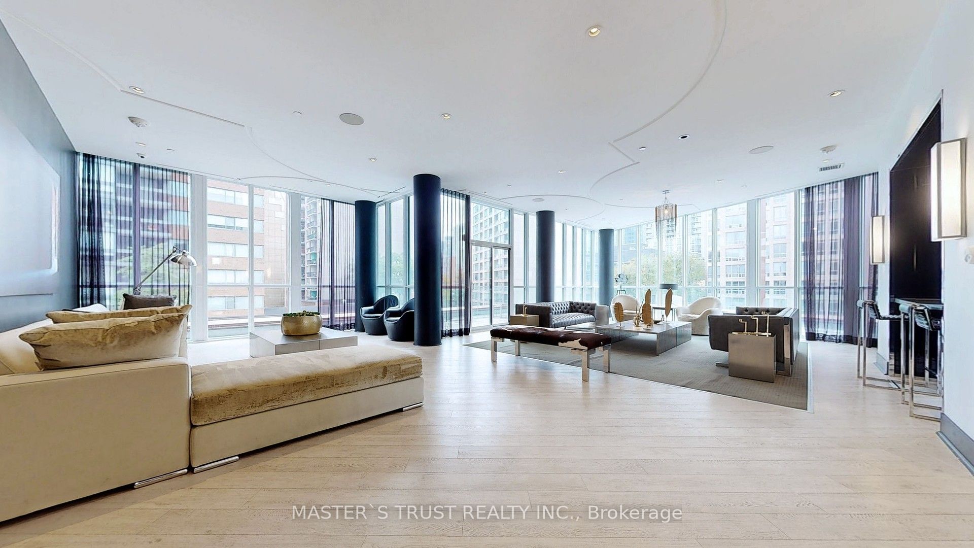 #416 - 32 Davenport Road Property Photo 38