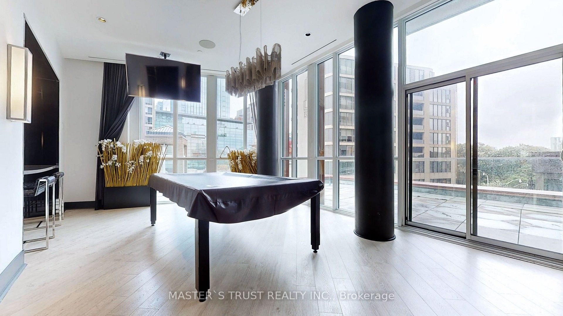 #416 - 32 Davenport Road Property Photo 42