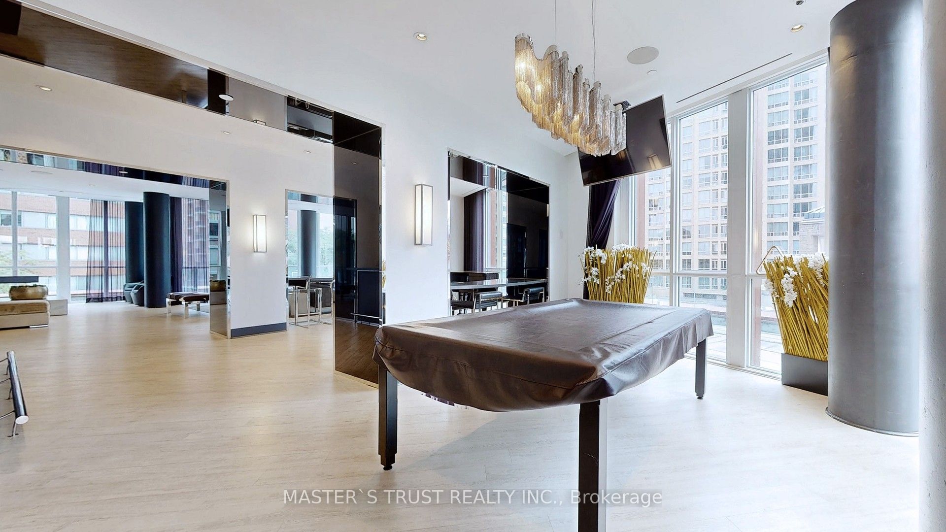 #416 - 32 Davenport Road Property Photo 43