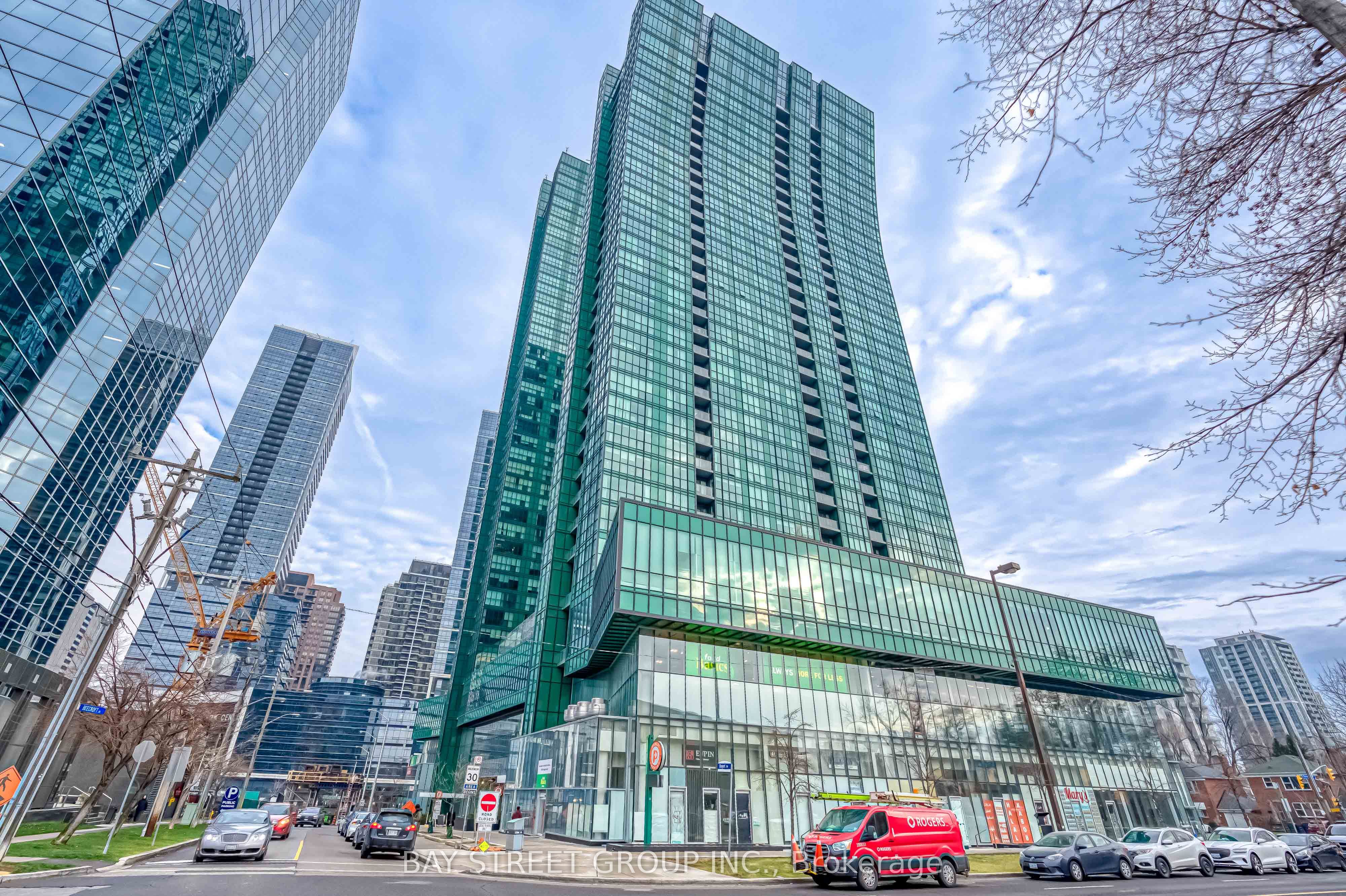 #2605 - 11 Bogert Avenue Property Photo 1