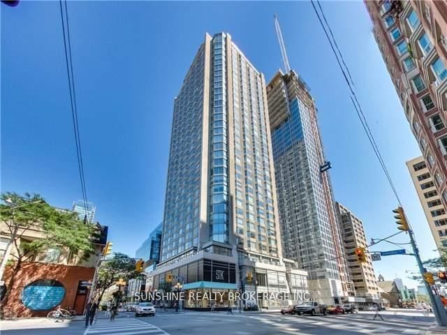 155 Yorkville Avenue 1518 Property Photo 1