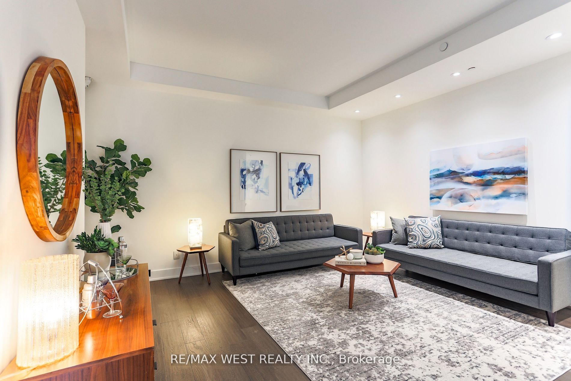 #th02 - 508 Wellington Street Property Photo 6