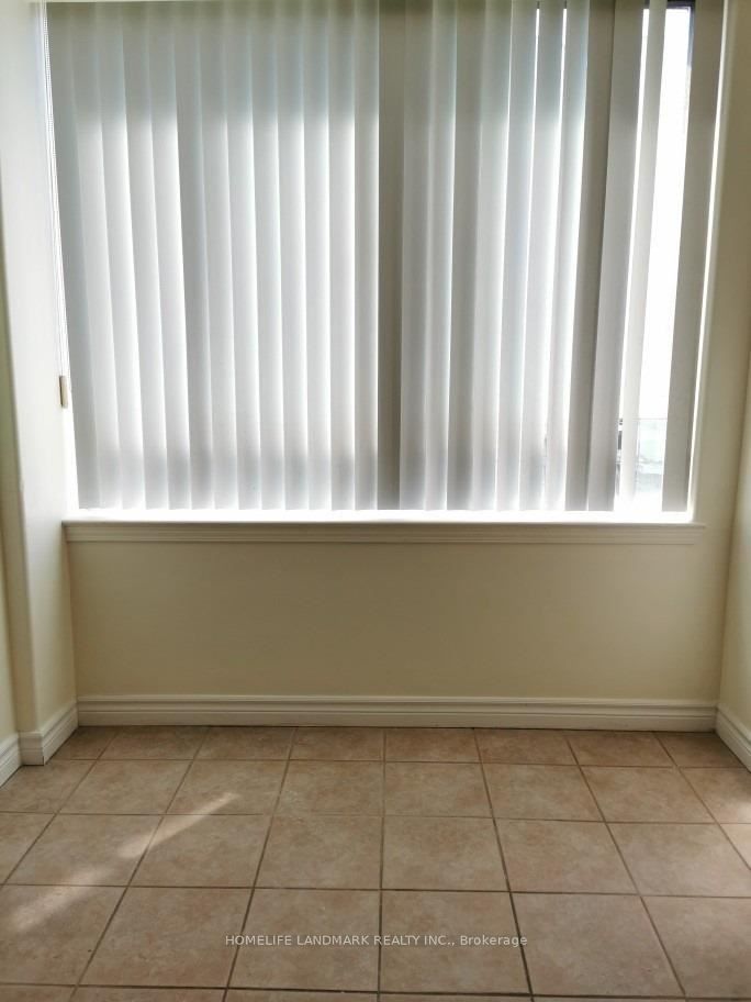 #1513 - 633 Bay Street Property Photo 12