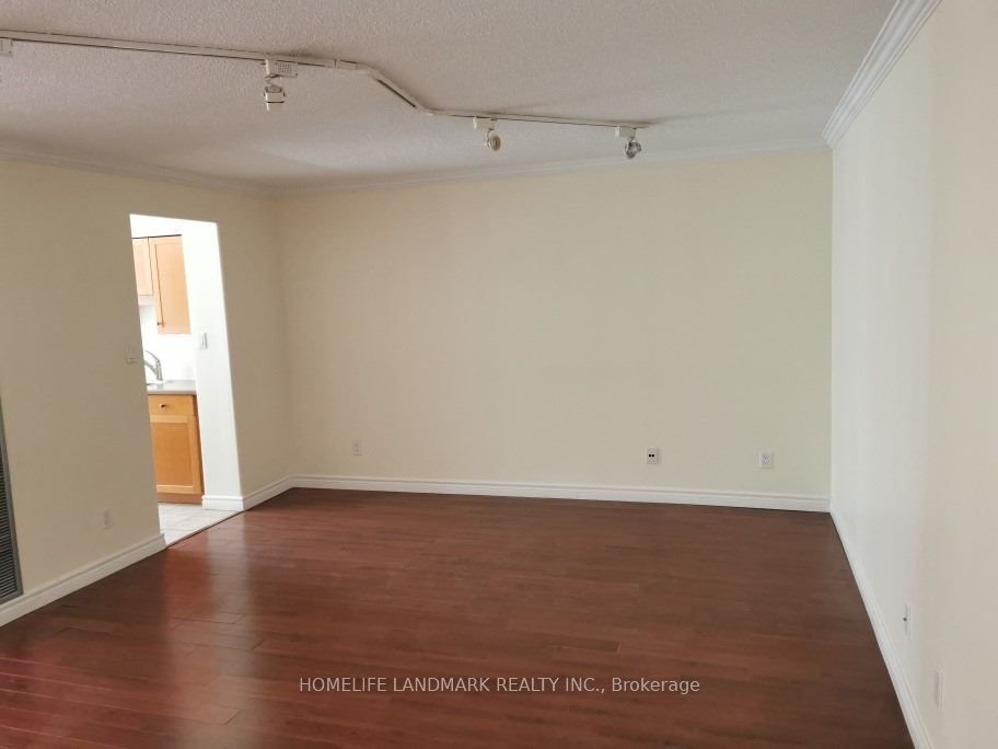 #1513 - 633 Bay Street Property Photo 16