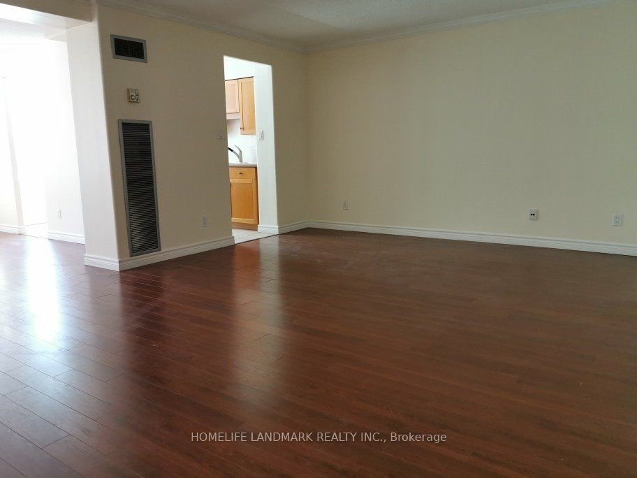 #1513 - 633 Bay Street Property Photo 23