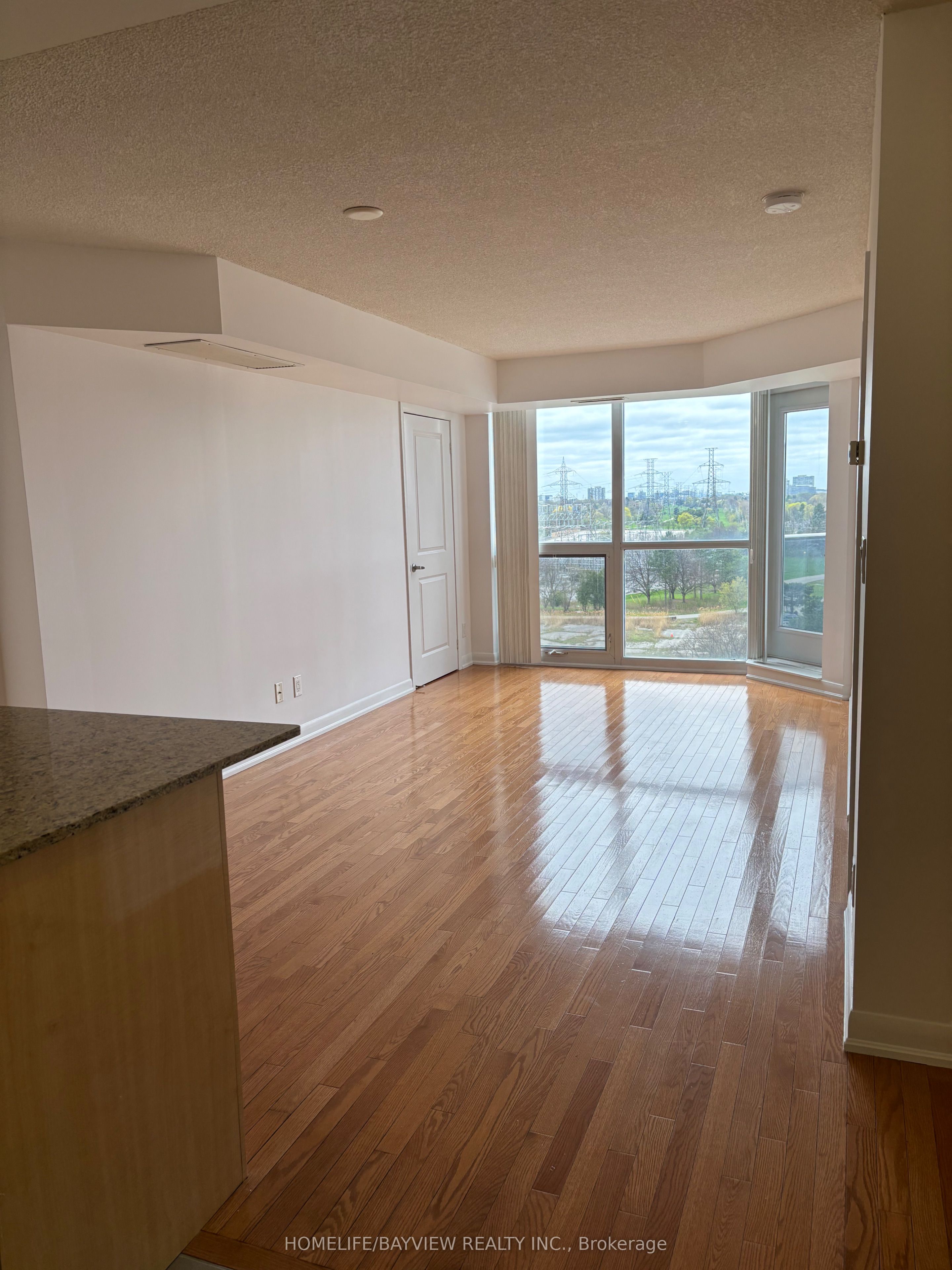 5793 Yonge Street 908 Property Photo 1