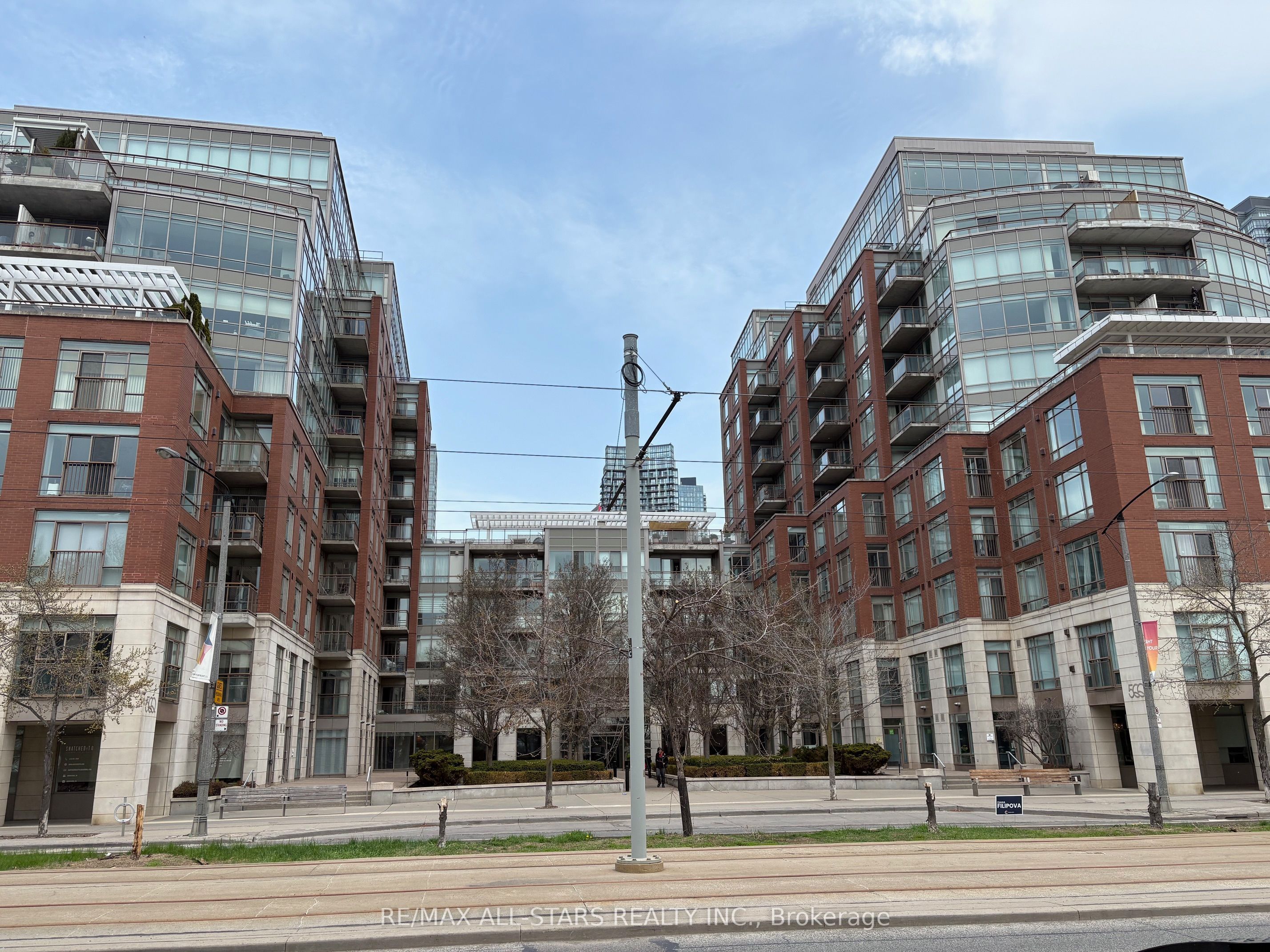 500 Queens Quay N/a W 412w Property Photo 2