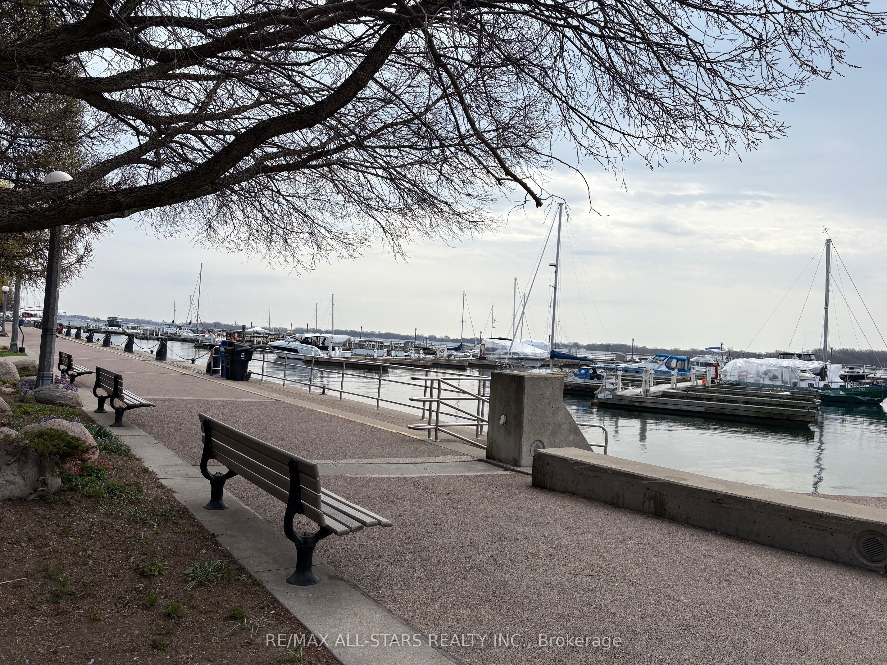 500 Queens Quay N/a W 412w Property Photo 10