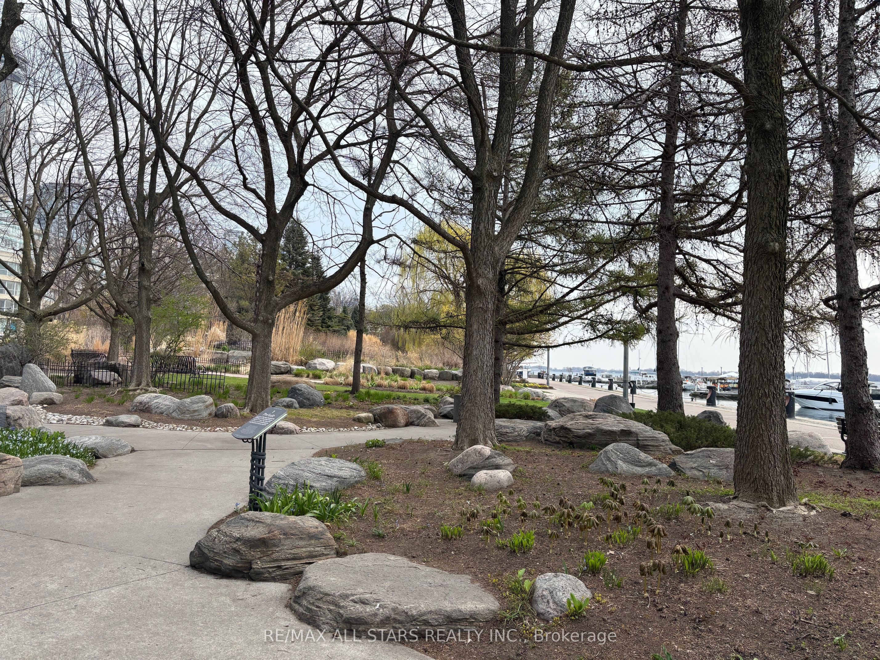 500 Queens Quay N/a W 412w Property Photo 11