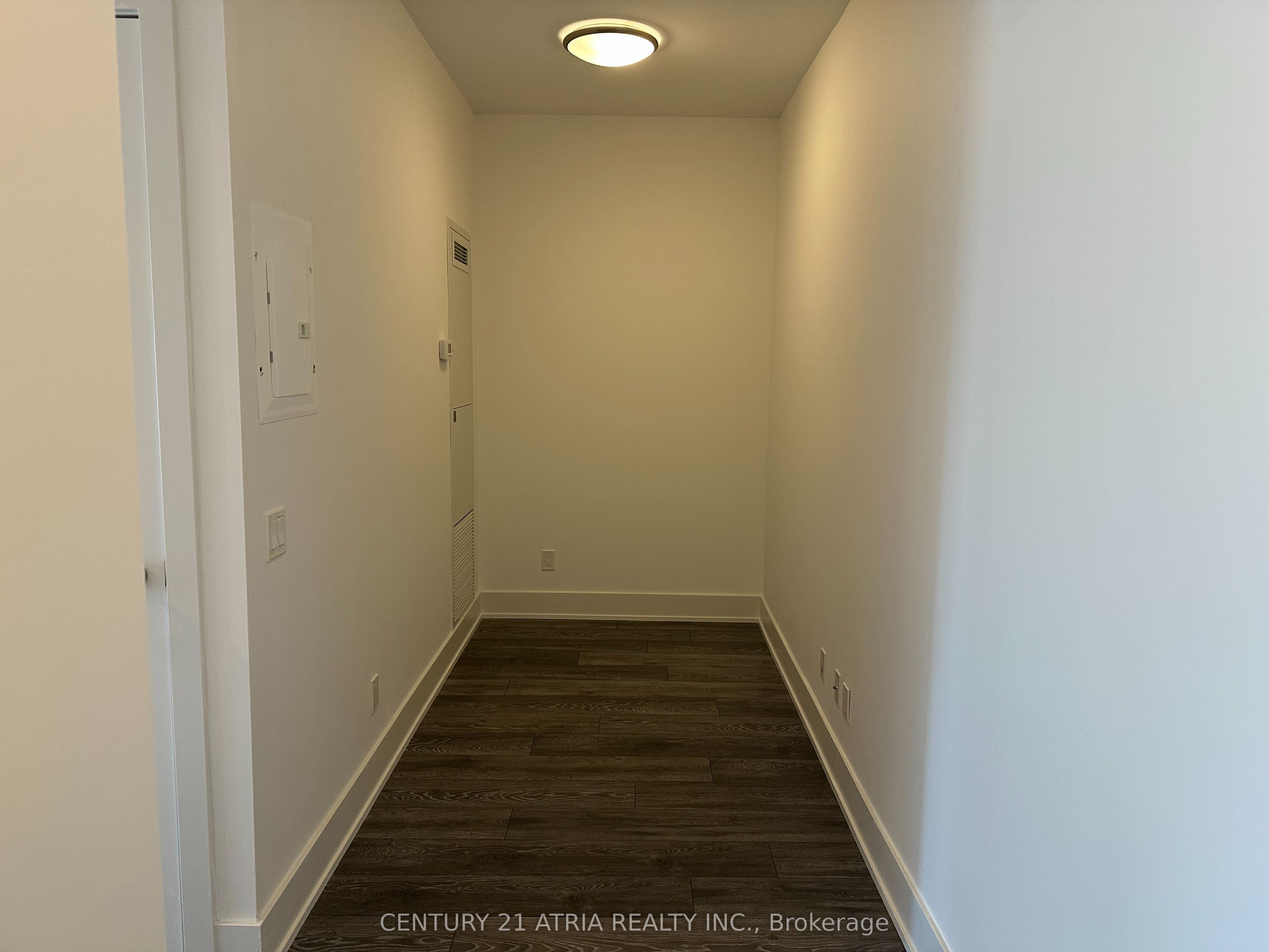 403 Church Street 1213 Property Photo 8