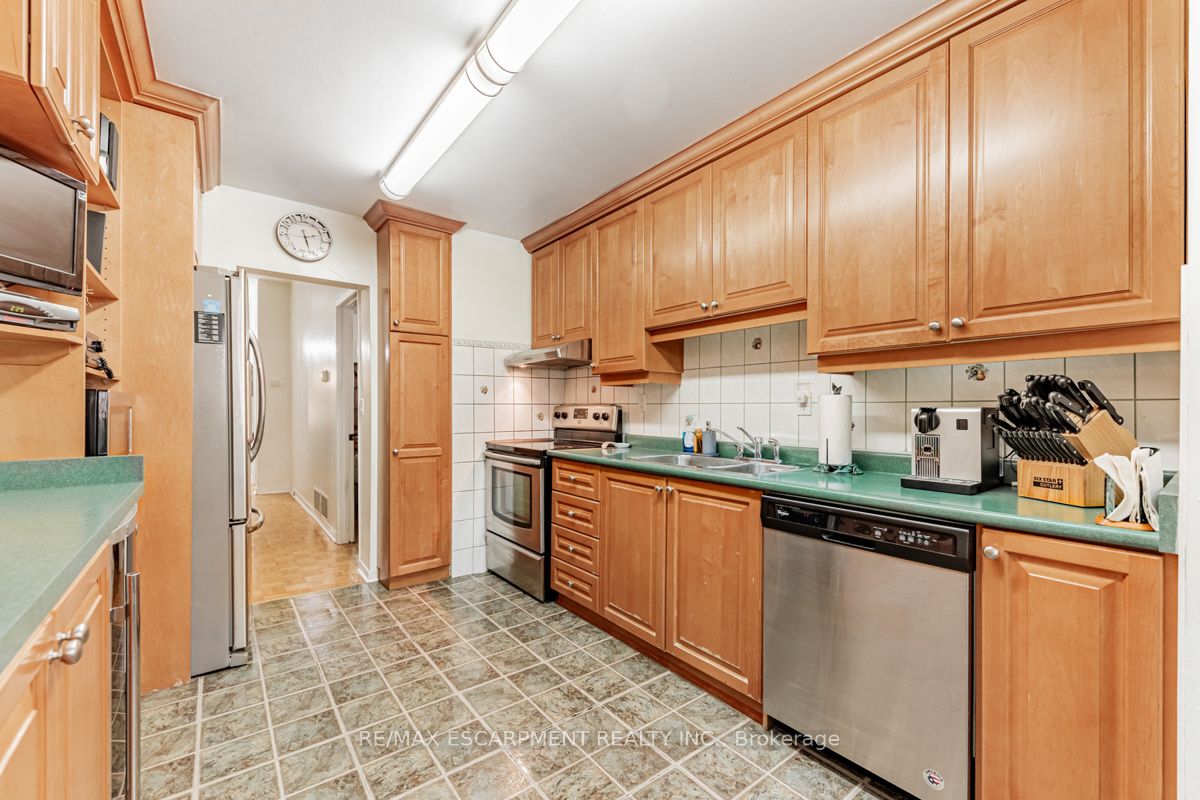 11 Alma Avenue Property Photo 1