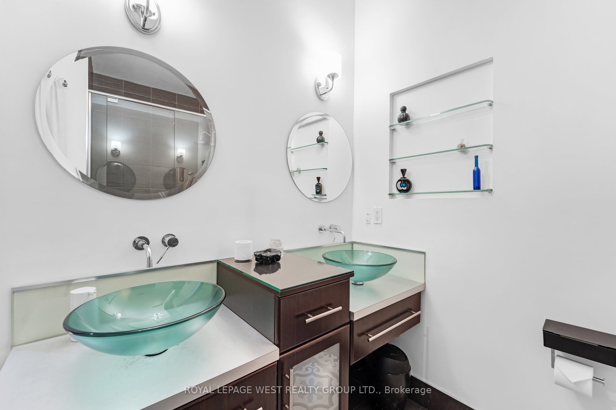 90 Sumach Street 416 Property Photo 25