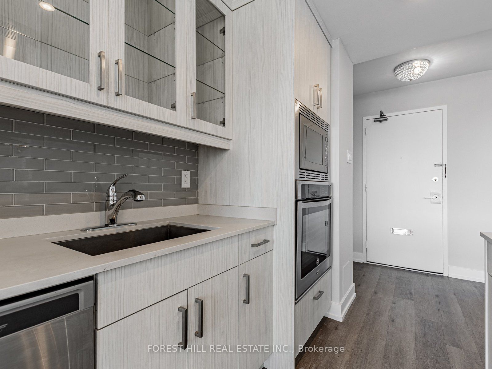 131 Bloor Street W 615 Property Photo 13