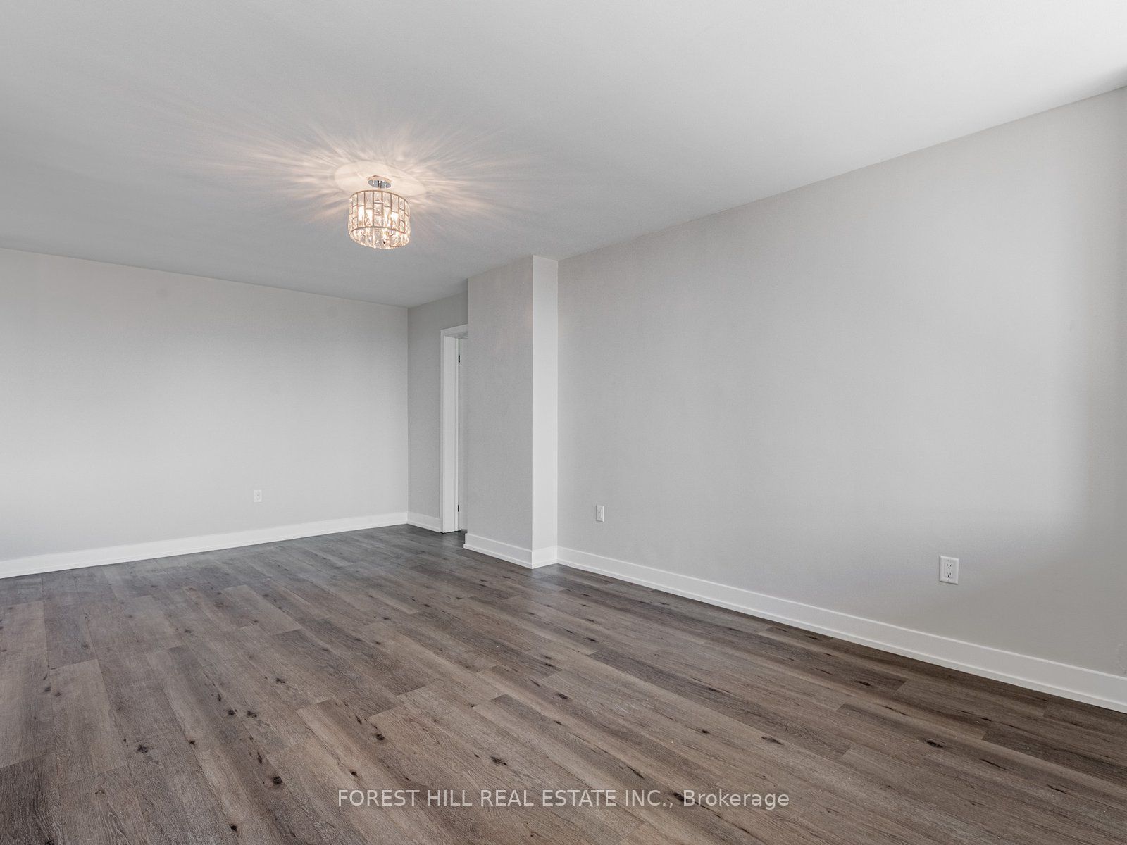 131 Bloor Street W 615 Property Photo 15