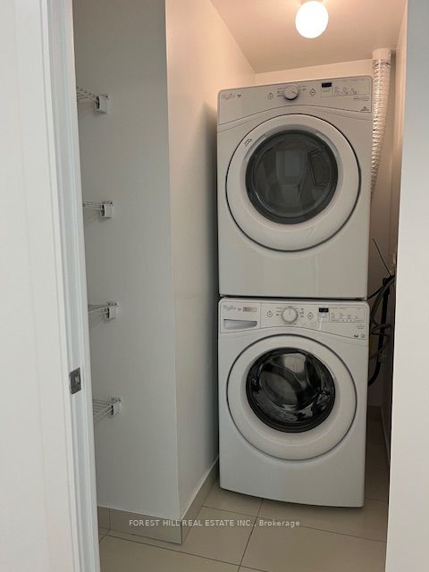 #2301 - 310 Tweedsmuir Avenue Property Photo 6