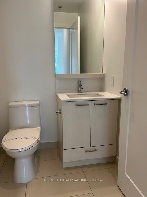 #2301 - 310 Tweedsmuir Avenue Property Photo 7