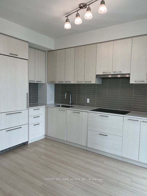 #2301 - 310 Tweedsmuir Avenue Property Photo 10