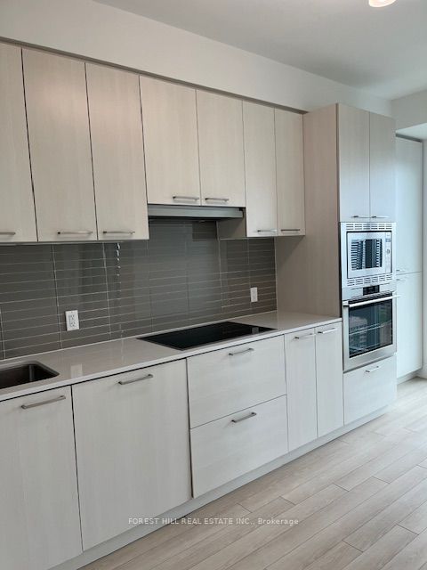 #2301 - 310 Tweedsmuir Avenue Property Photo 11