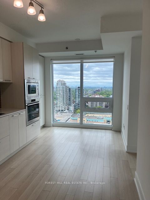 #2301 - 310 Tweedsmuir Avenue Property Photo 12