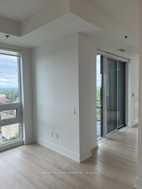 #2301 - 310 Tweedsmuir Avenue Property Photo 13