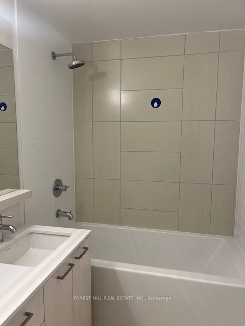 #2301 - 310 Tweedsmuir Avenue Property Photo 26
