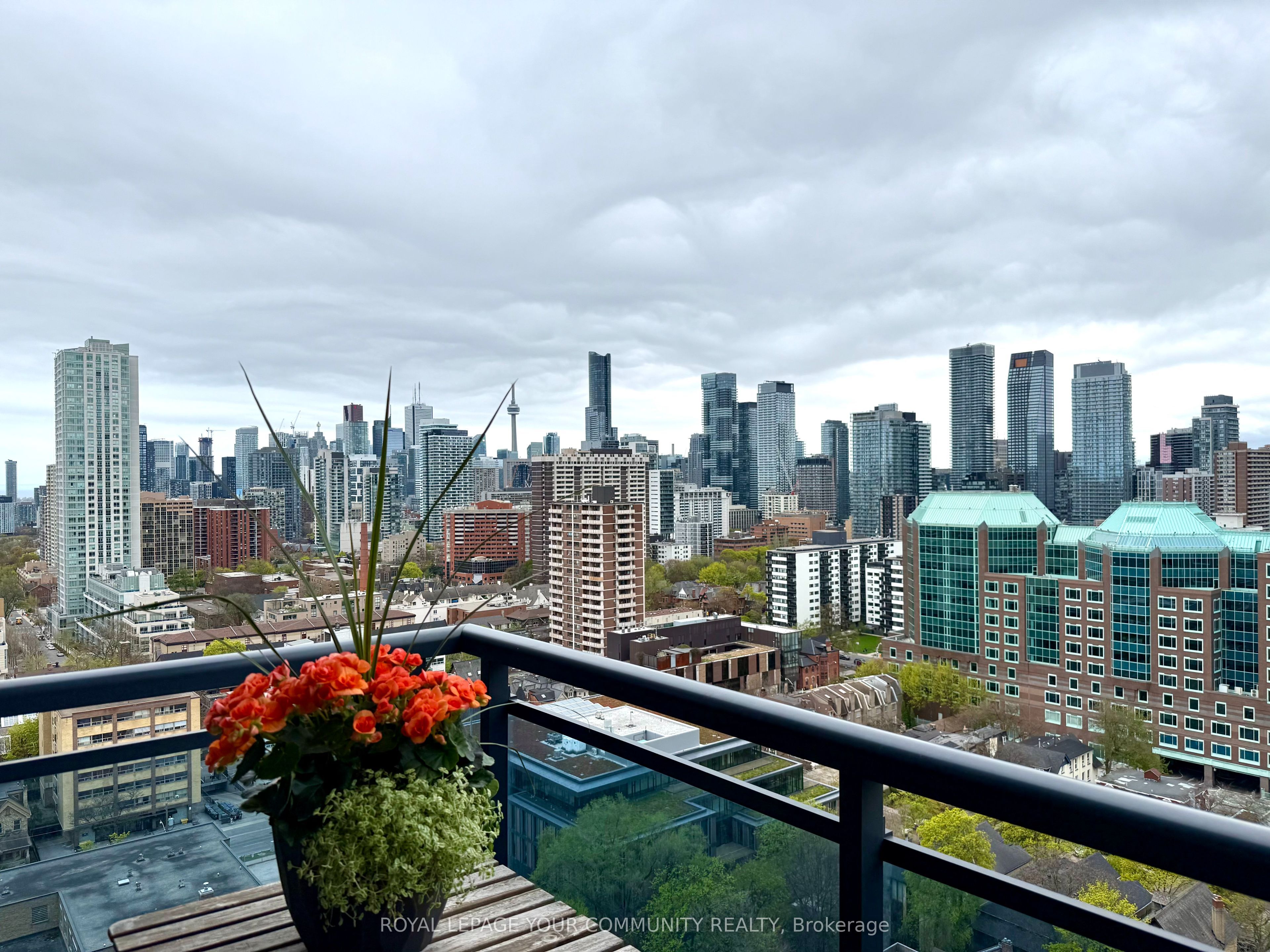 #1907 - 28 Linden Street Property Photo 15
