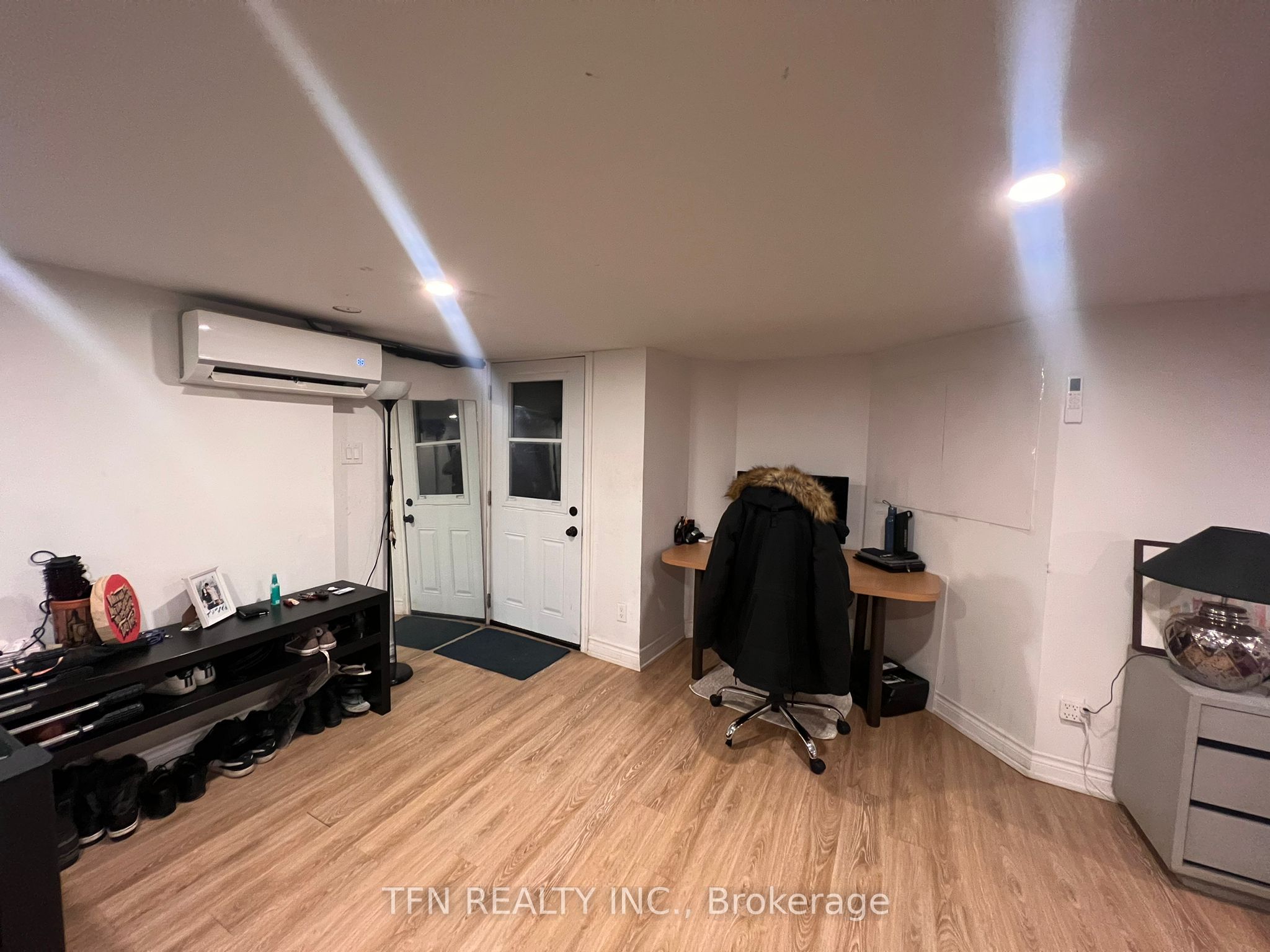 316 Queen Street E 314 Property Photo 6