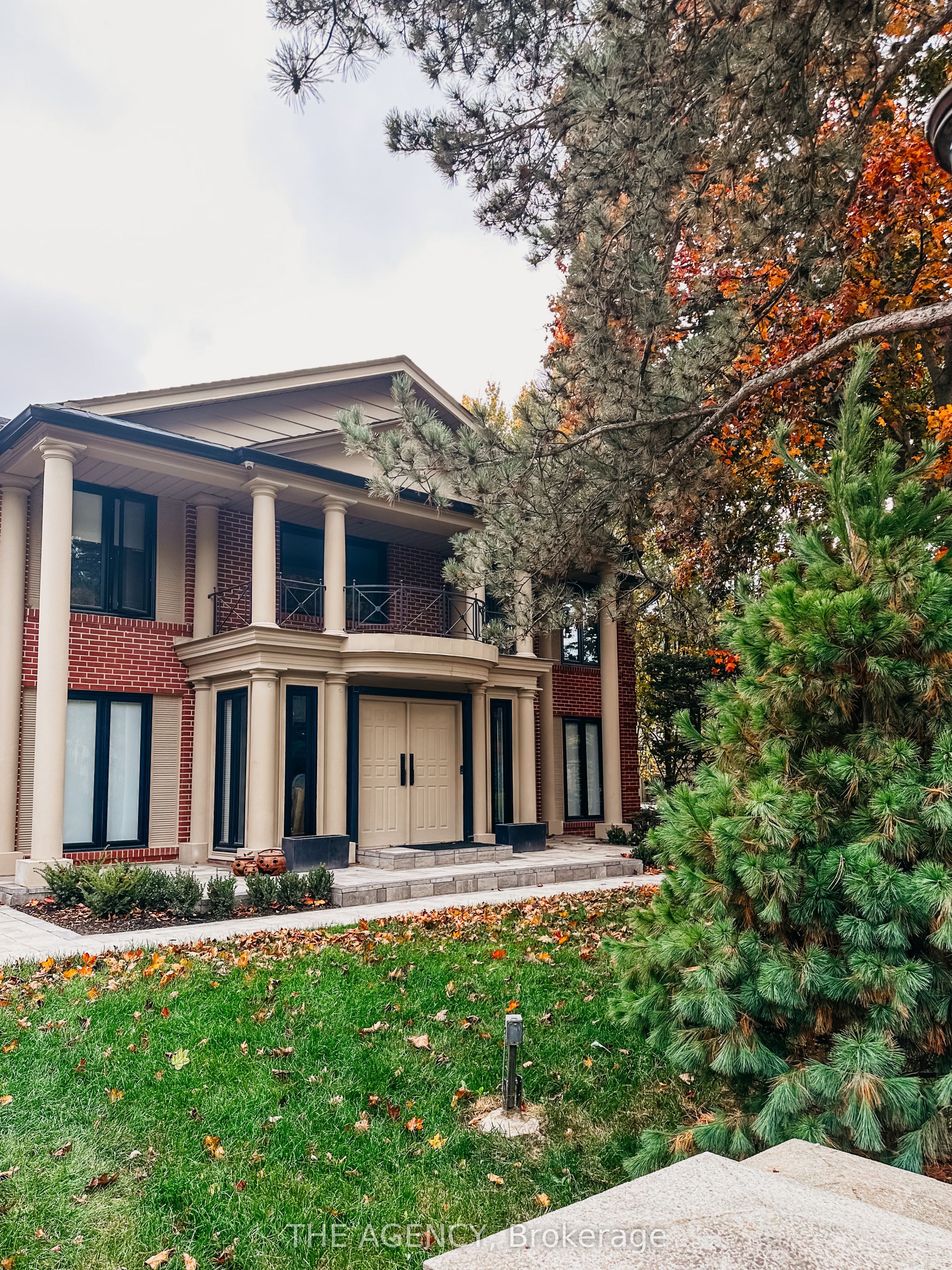 7 Shady Oaks Crescent Property Photo 1