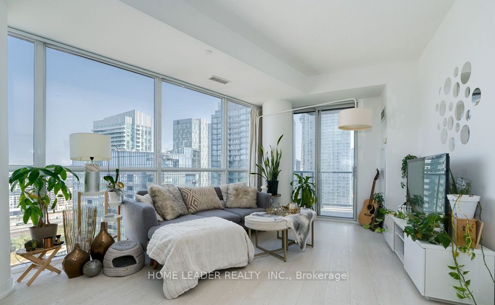 #2205 - 20 Bruyeres Mews Property Photo 3