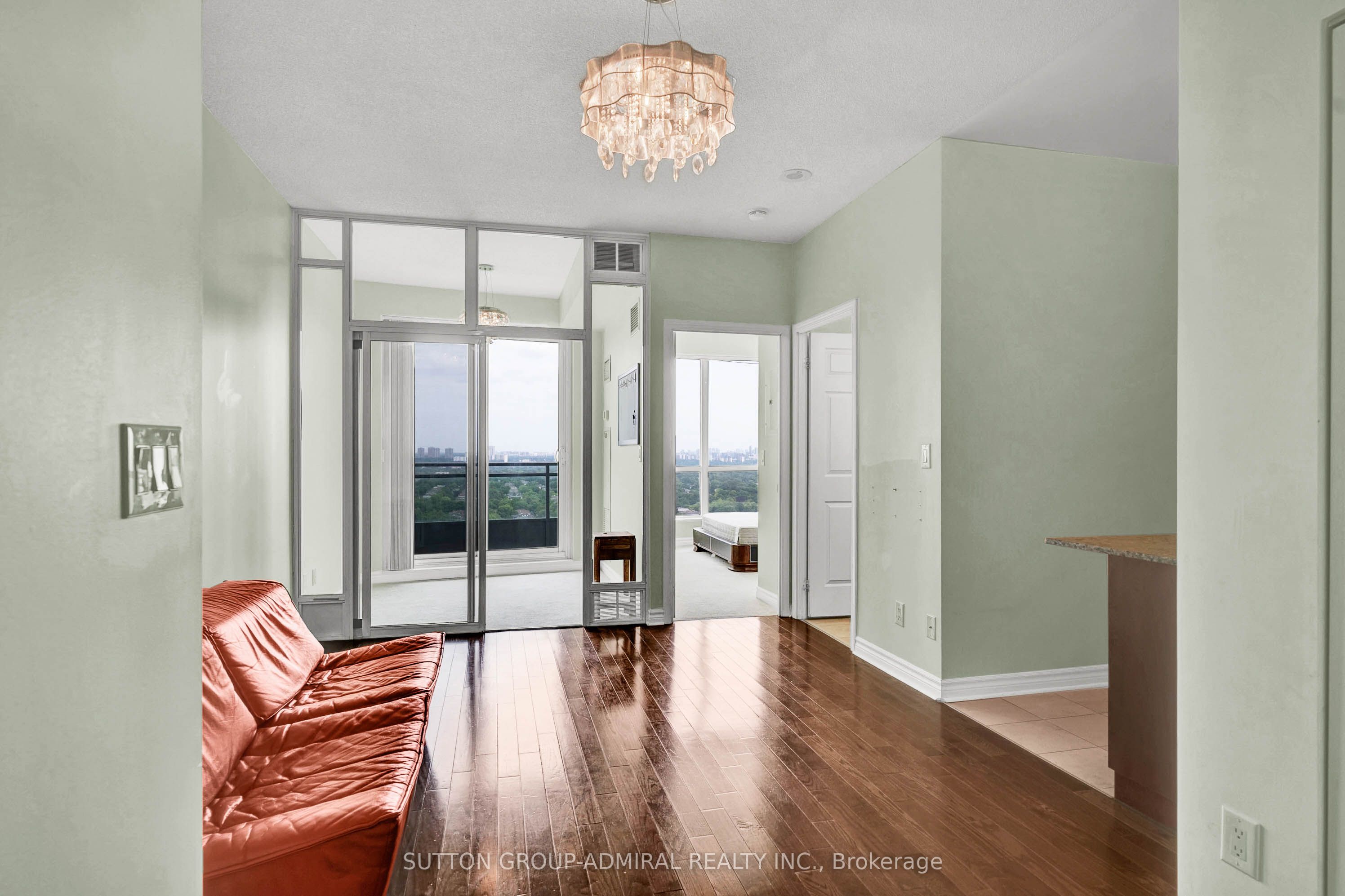 18 Holmes Avenue 2315 Property Photo 3