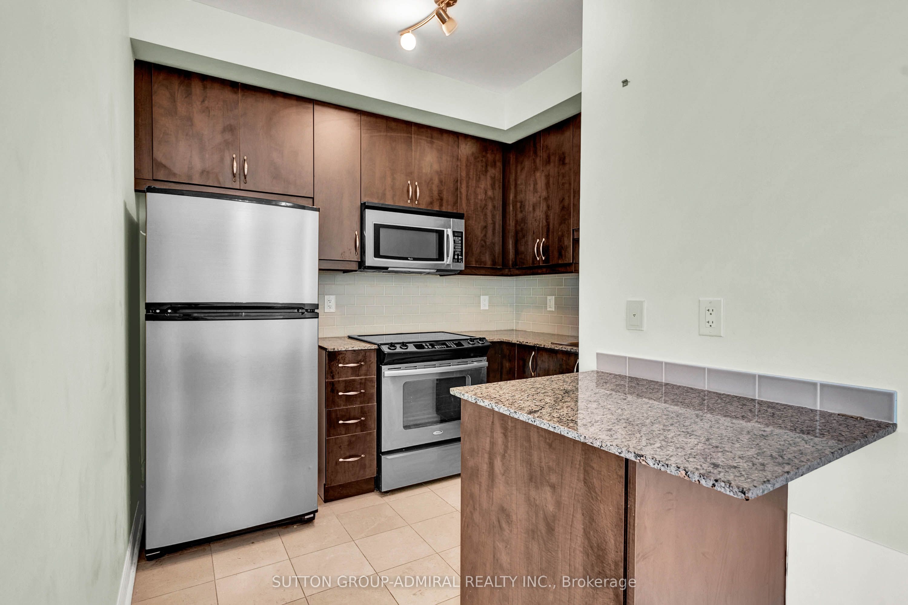 18 Holmes Avenue 2315 Property Photo 7