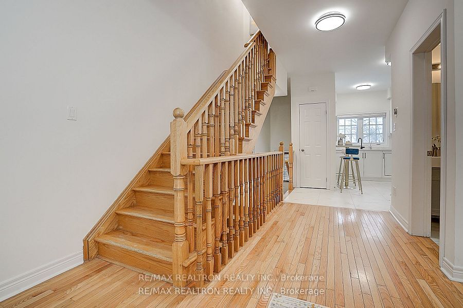 171b Finch Avenue Property Photo 15