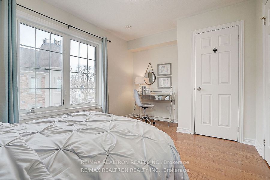 171b Finch Avenue Property Photo 21