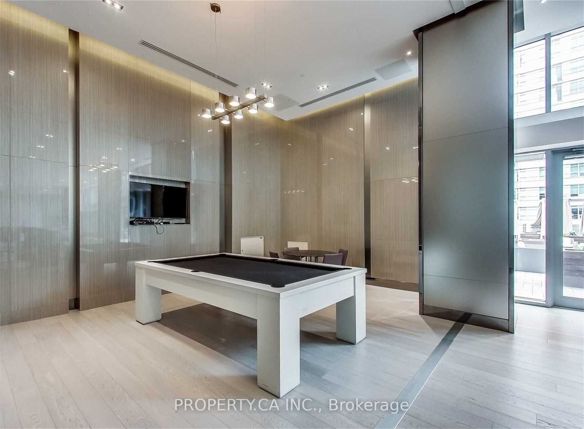#2019 - 98 Lillian Street Property Photo 24