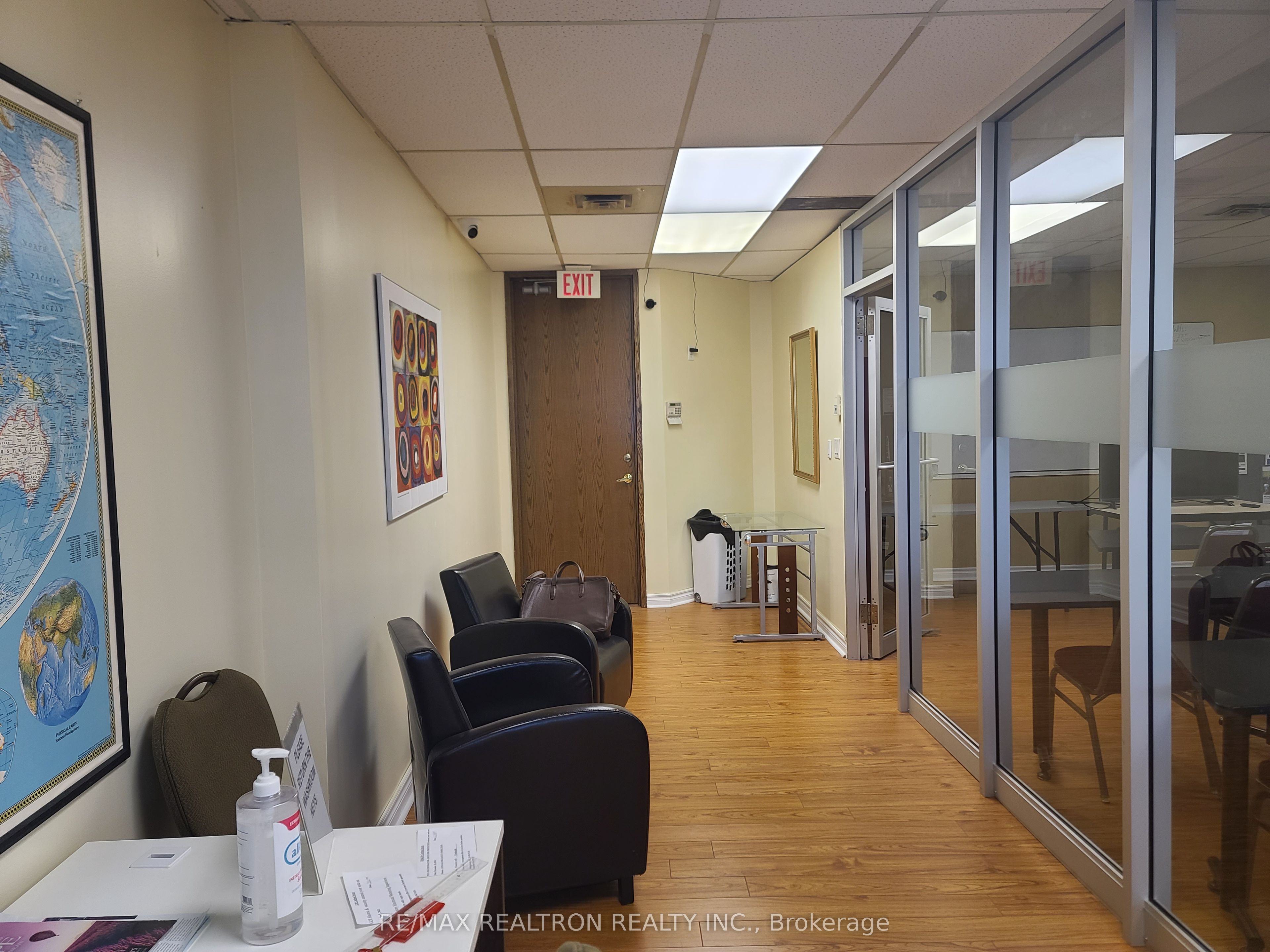 #318-1 - 120 Carlton Street Property Photo 3